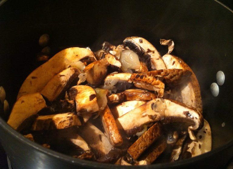 mushrooms, portobello, pearl onions, bourguignon